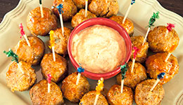 Slow Cooker Buffalo Chicken Meatballs