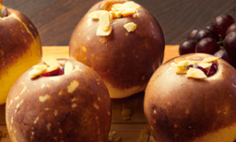 Almond and grape stuffed pears