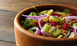 Raspberry and spinach salad