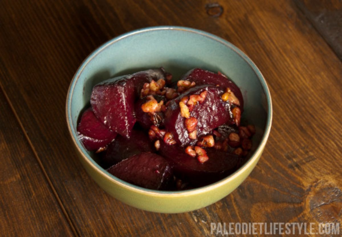 Beet and walnut salad