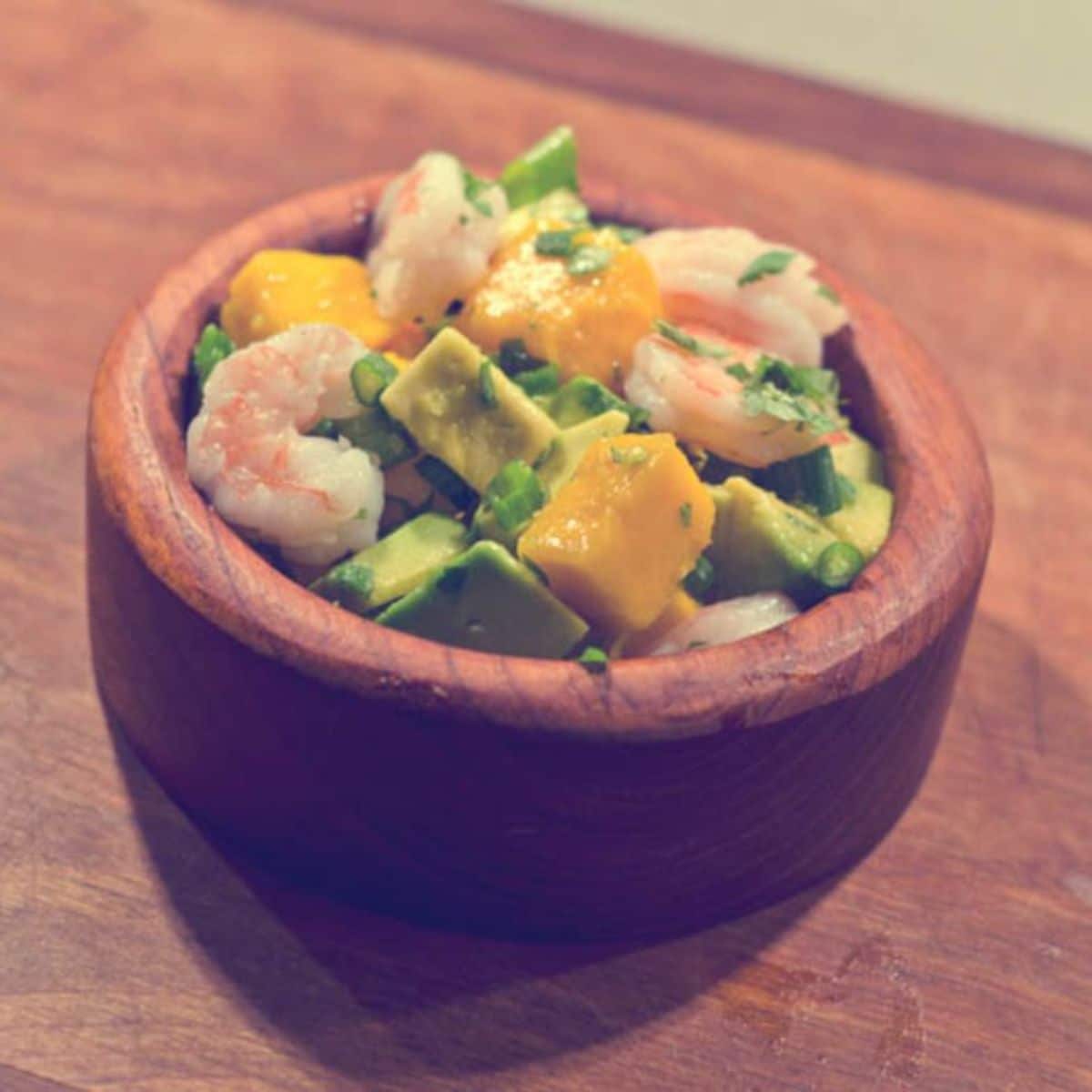 Shrimp and mango salad Featured