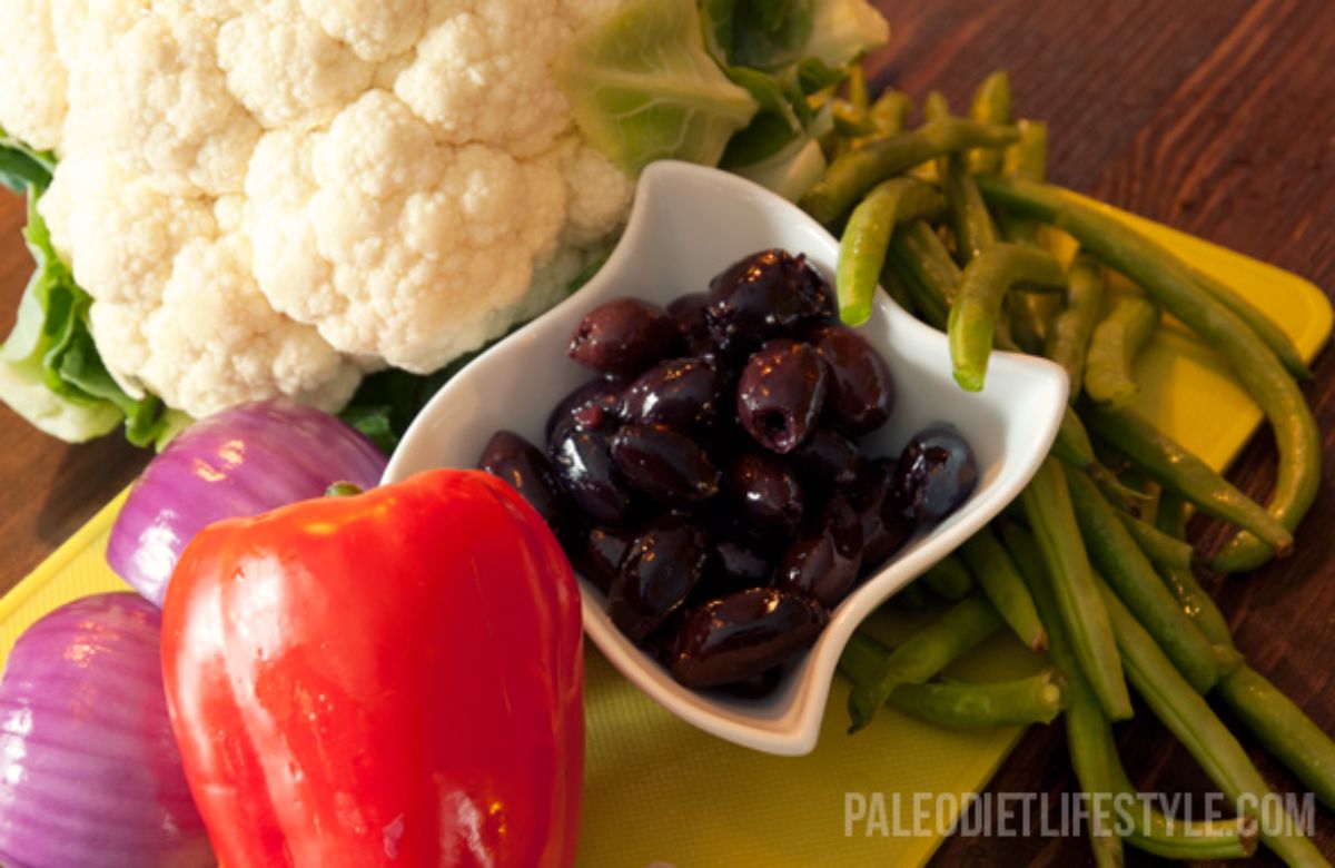 Fresh Garden Vegetable Salad With Black Olives Recipe Preparation