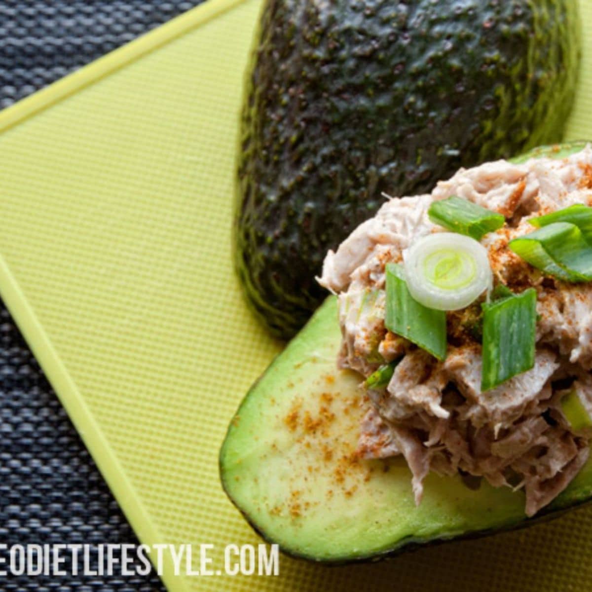 Tuna Avocado Boats Featured