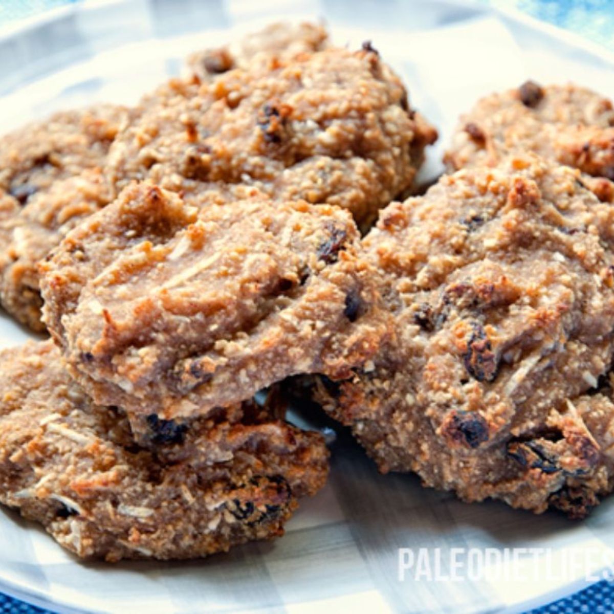 Banana Raisin Cookies Featured