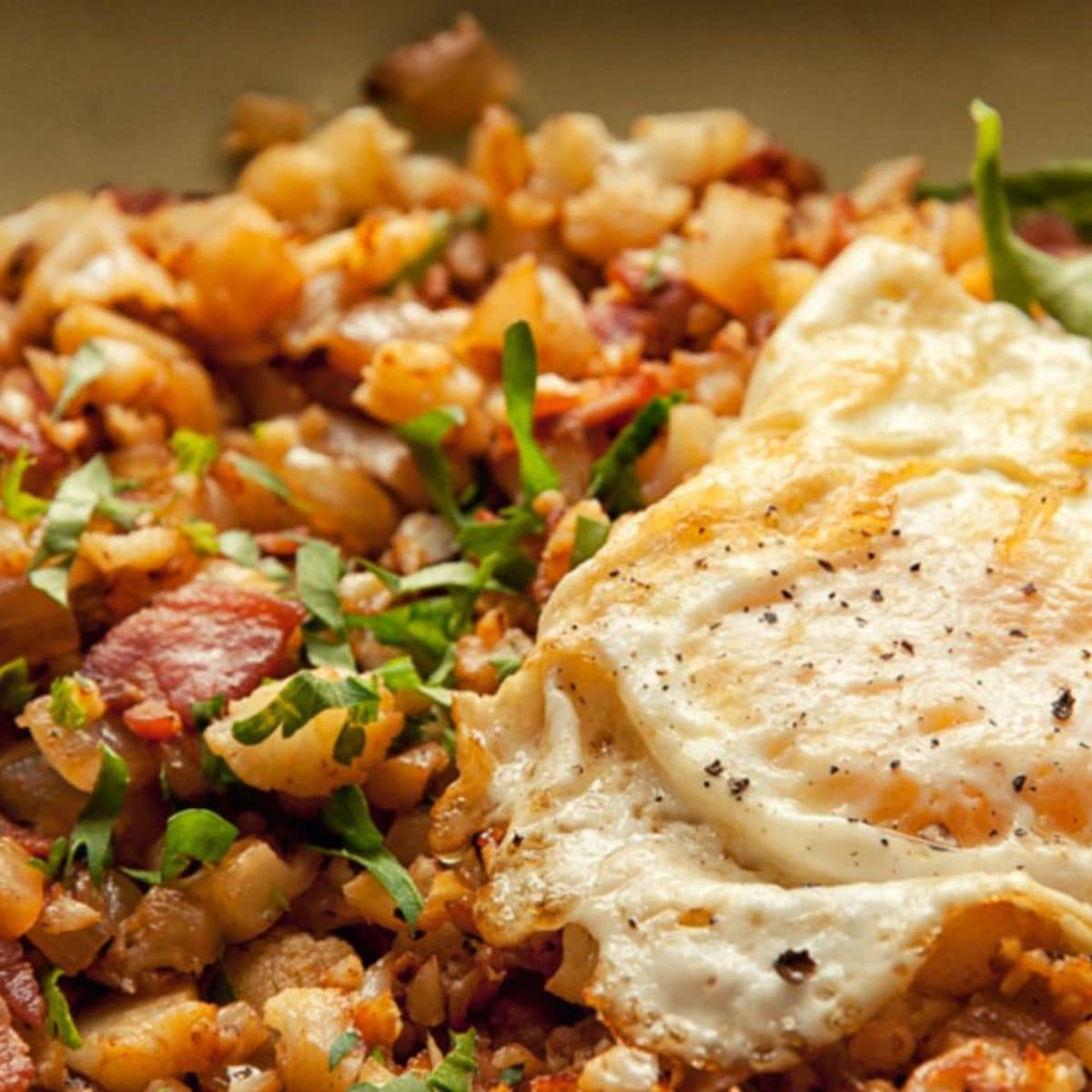 Cauliflower and bacon Hash Featured