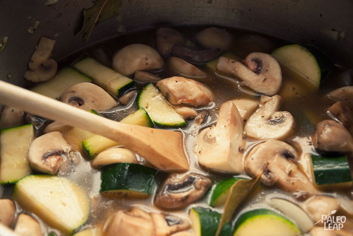 Creamy Zucchini And Mushroom Soup Recipe Preparation