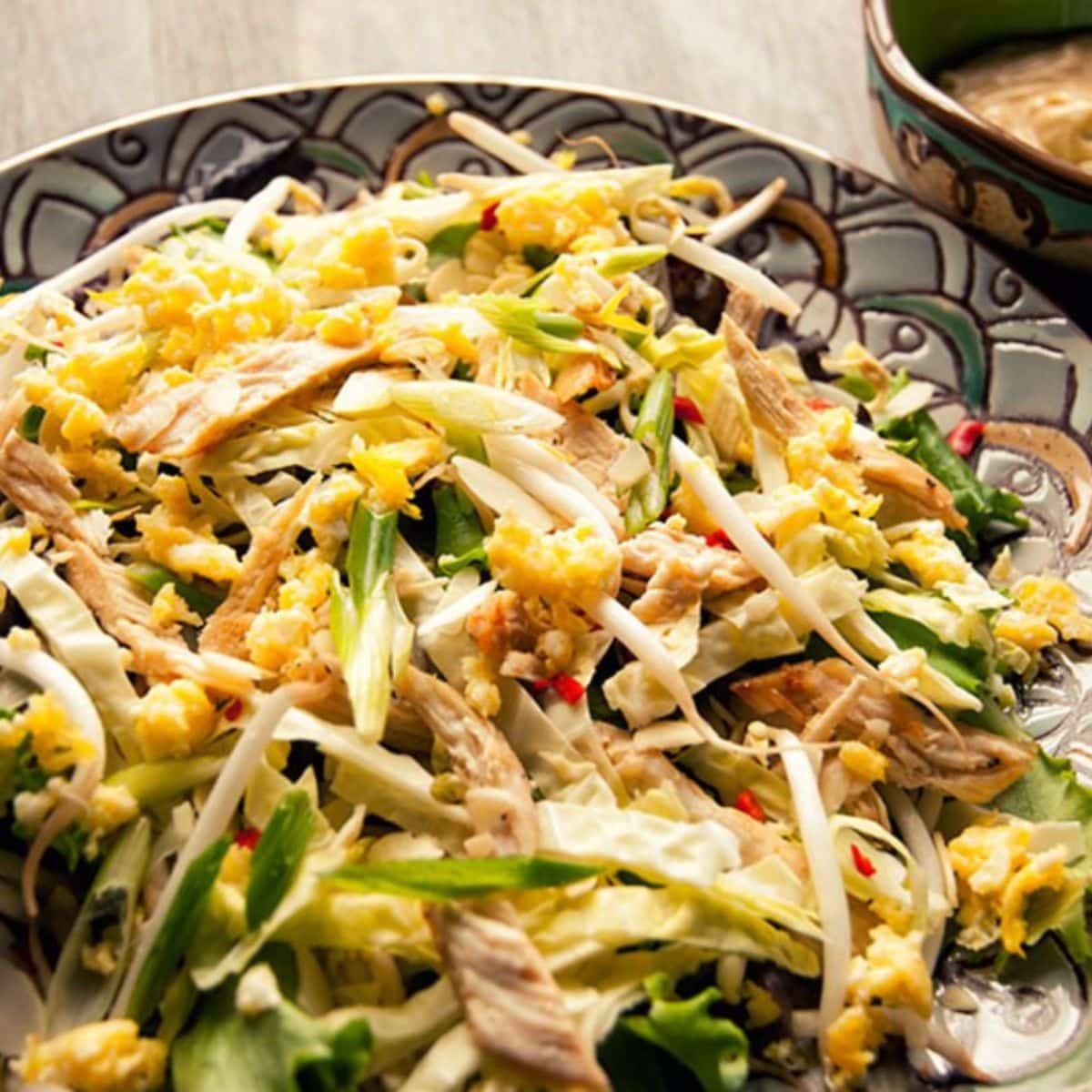 Pad Thai Salad Featured