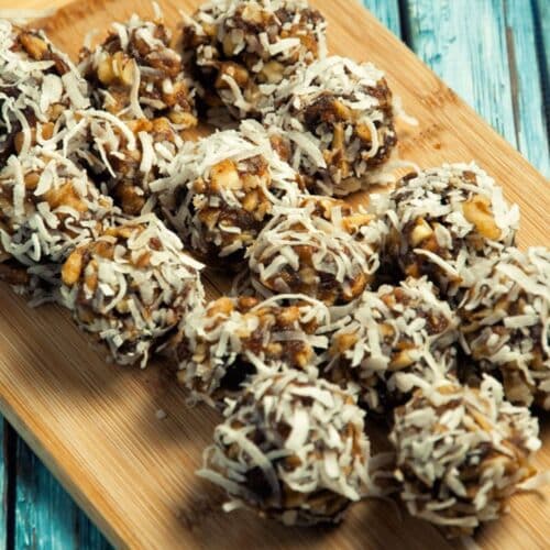 Coconut Date Balls Recipe