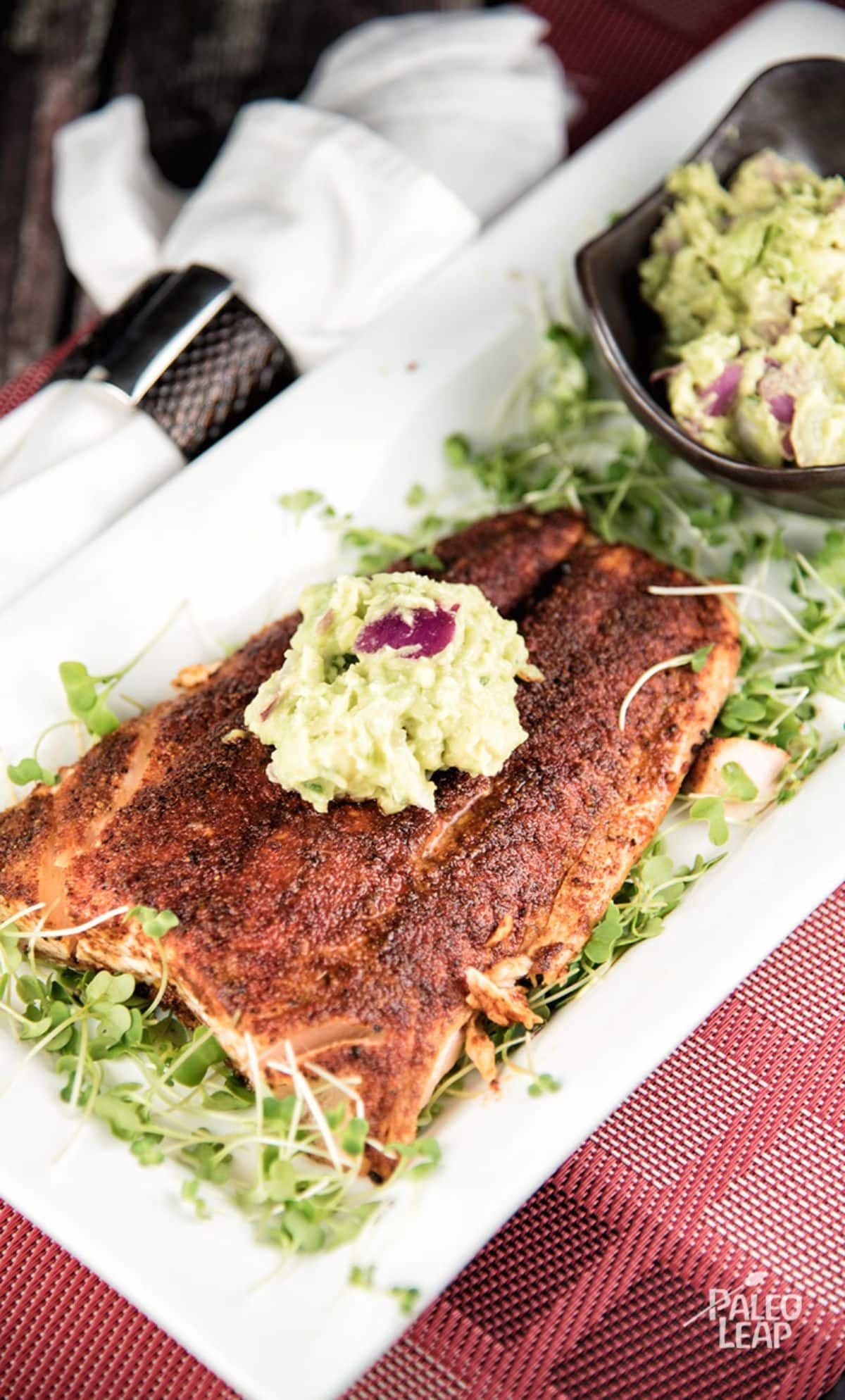 Grilled Salmon With Avocado Sauce
