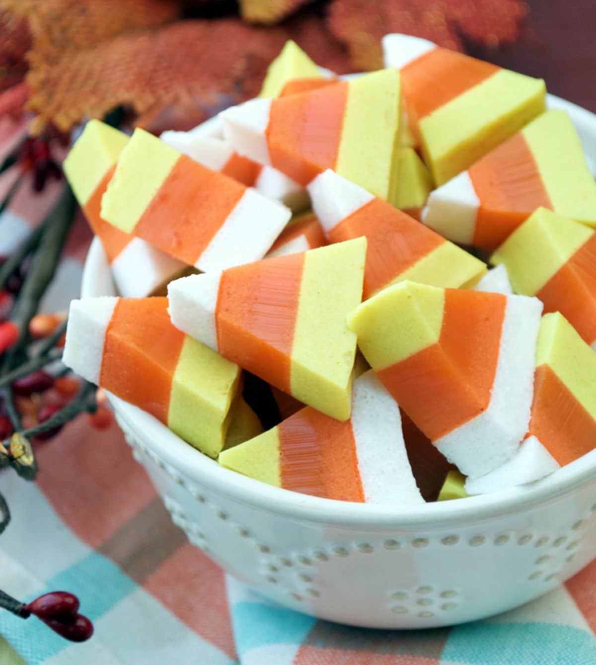 candy corn gummies plaidandpaleo