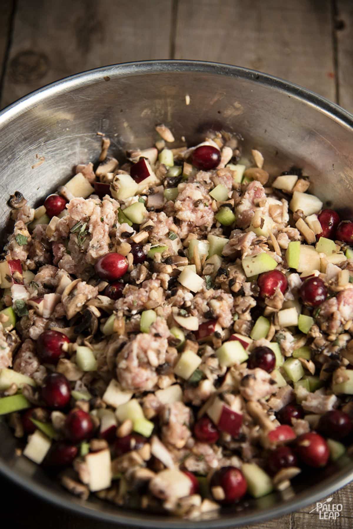 Sausage Cranberry and Apple Stuffing Recipe Preparation