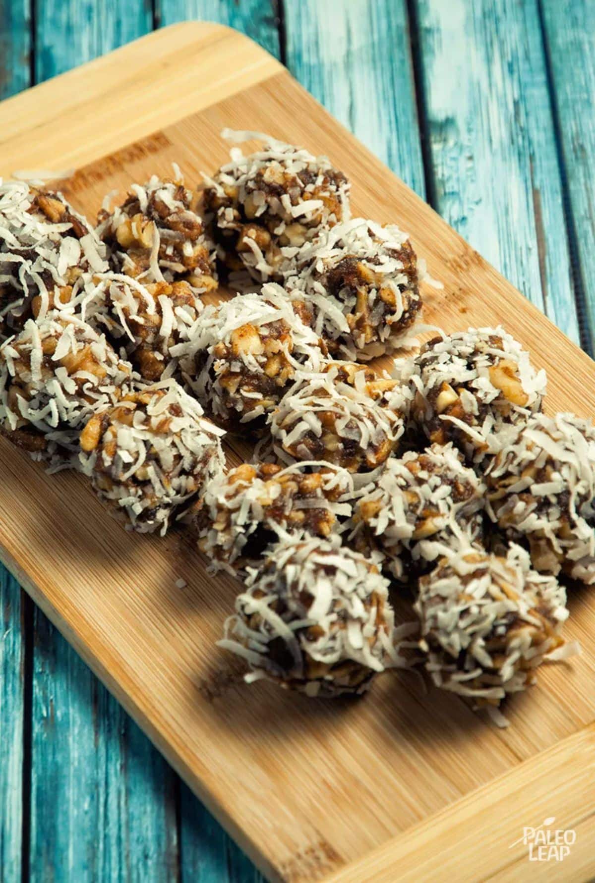 coconut date balls main