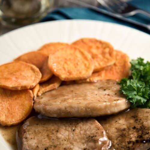 Old-Fashioned Slow Cooker Pork Chops Recipe