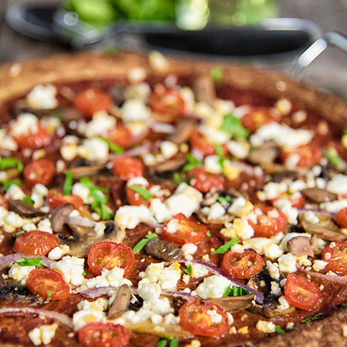 Cauliflower Crust Pizza Featured