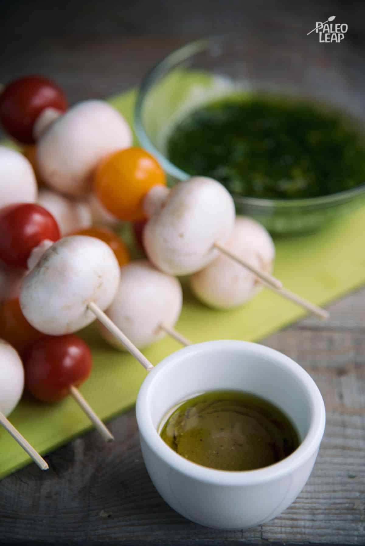 Tomato and Mushroom Skewers With Herb Sauce Recipe Preparation