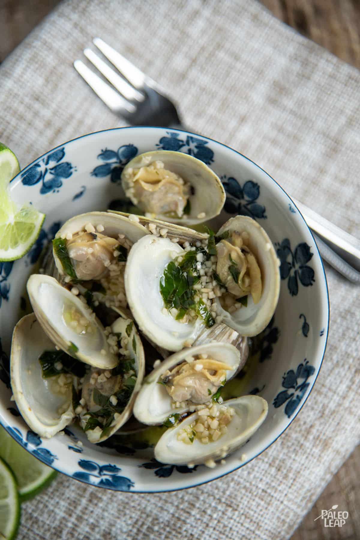 Steamed Garlic Clams