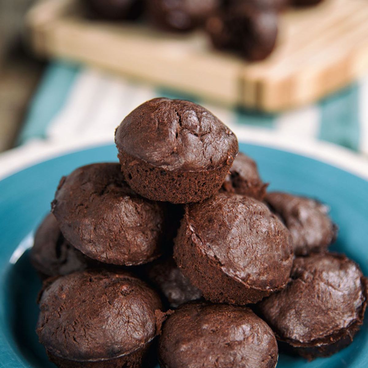 Banana Chocolate Muffin Bites Featured