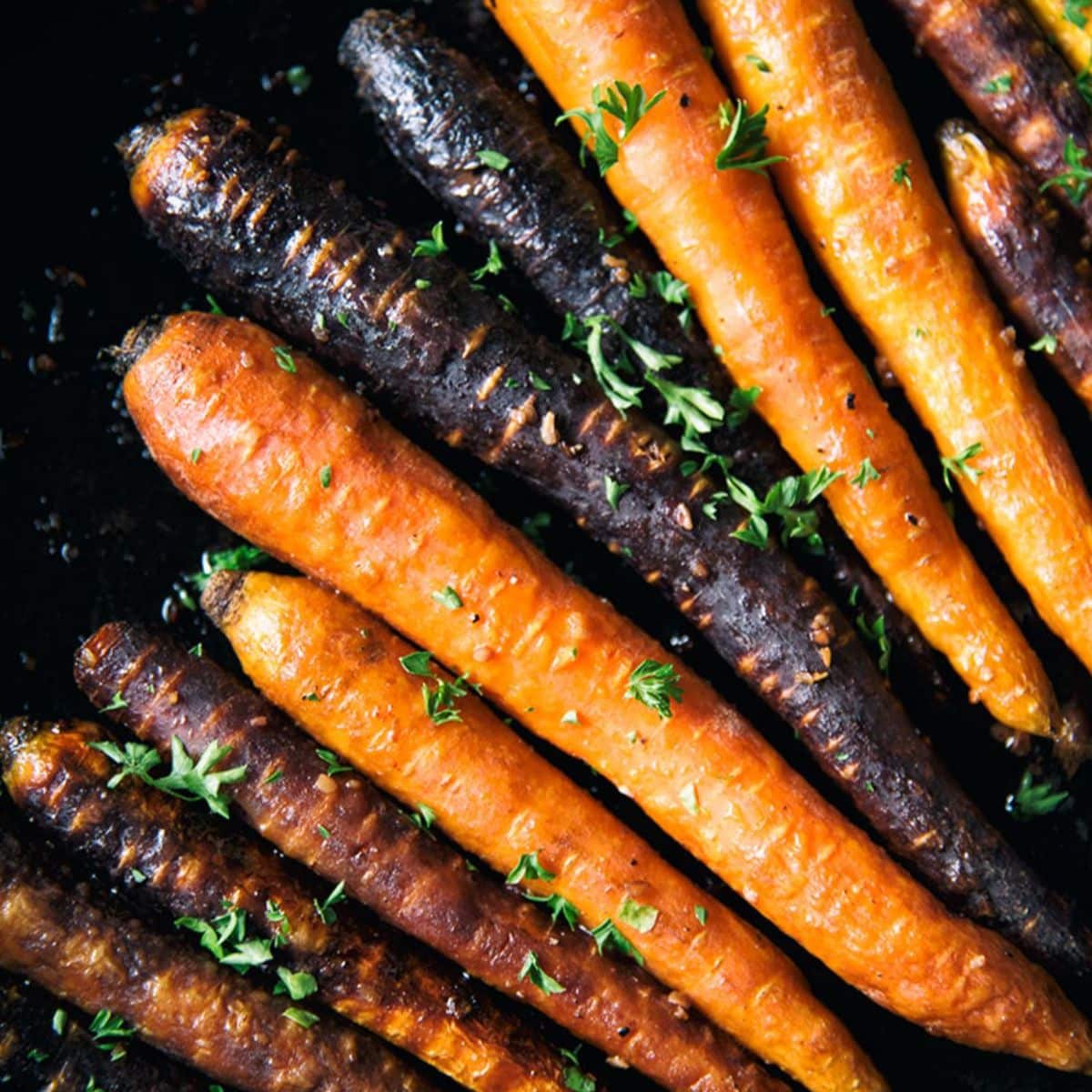 balsamic-roasted-carrots-