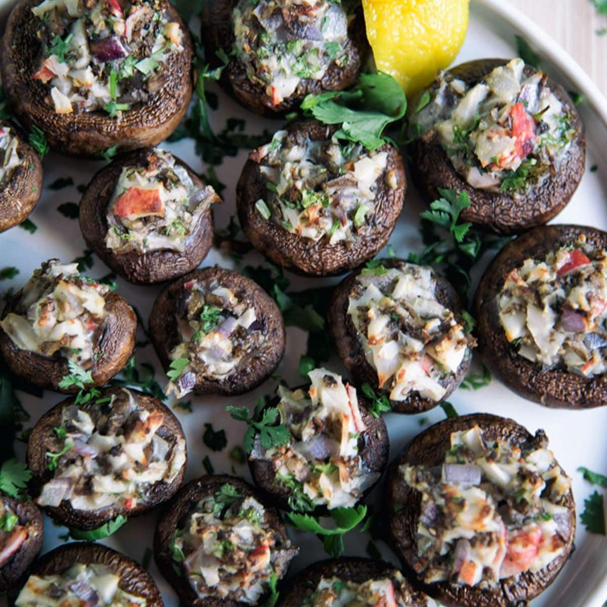 Crab-Stuffed Mushrooms Featured