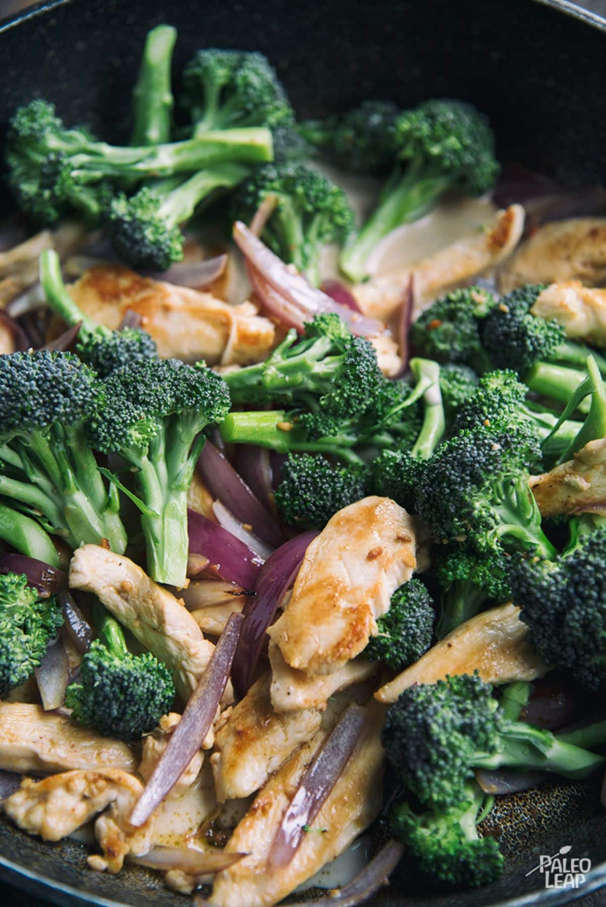 Chicken and Broccoli with Creamy Garlic Sauce Recipe Preparation