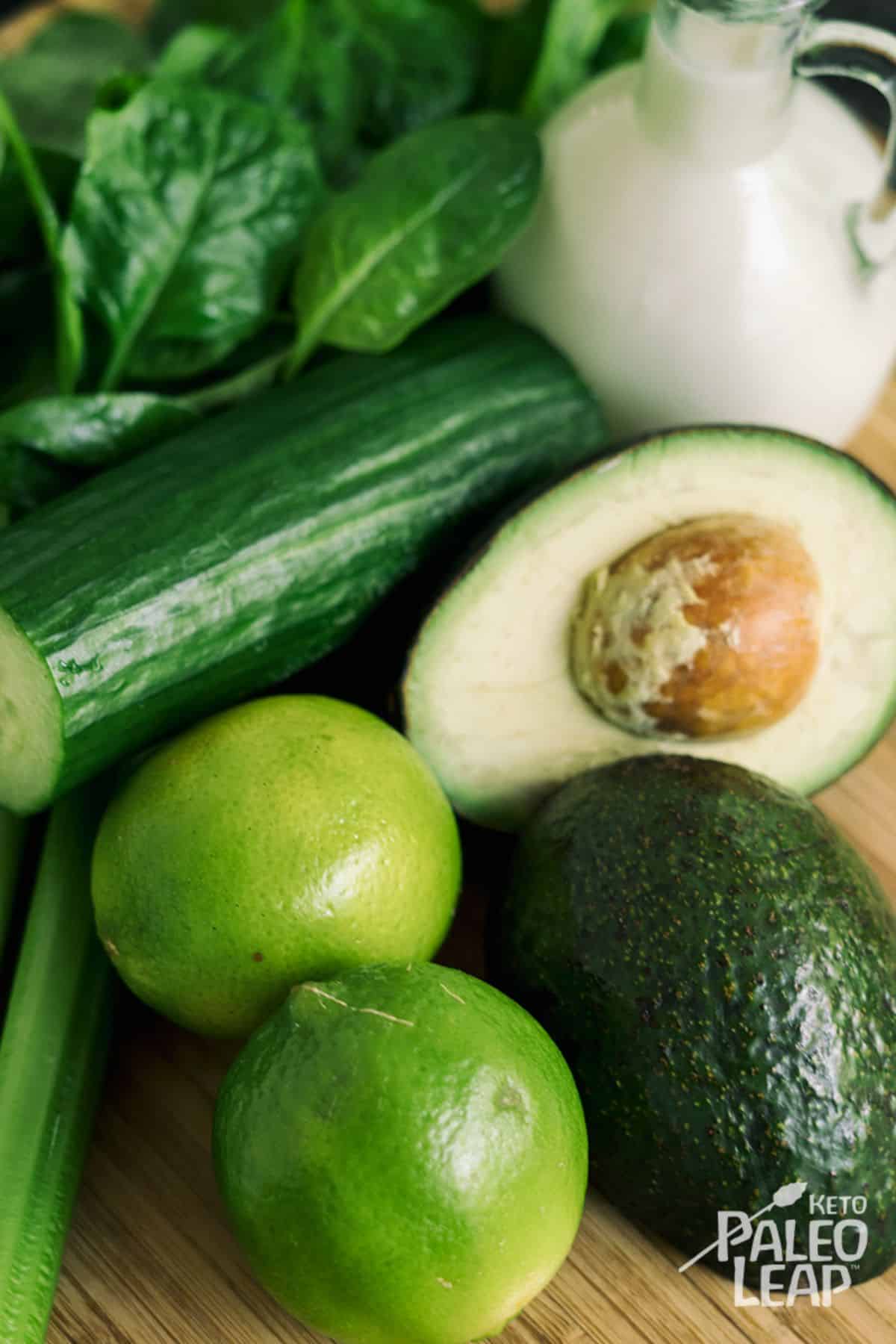 Keto Avocado Green Smoothie Recipe Preparation