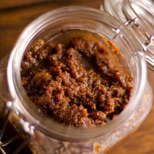 Paleo Bacon Jam in a glass jar.