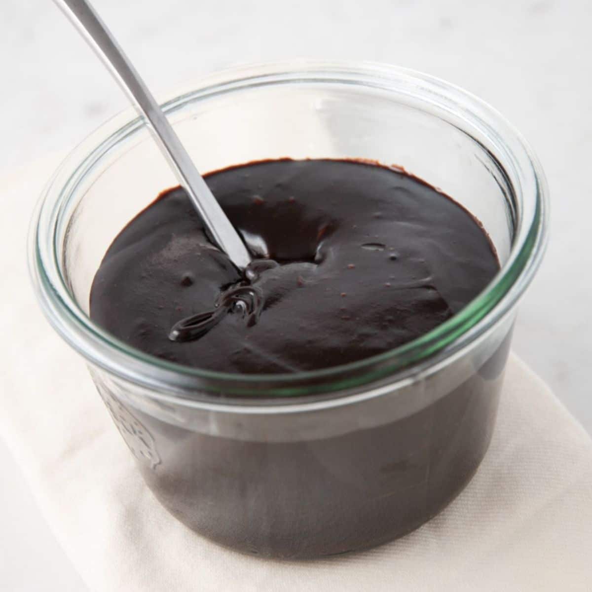 paleo chocolate sauce recipe