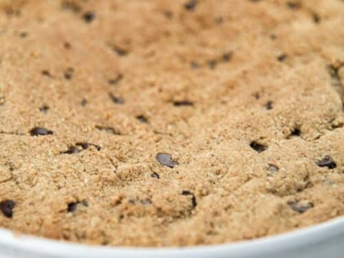 Scrummy Paleo Chocolate Chip Cookie Cake Recipe