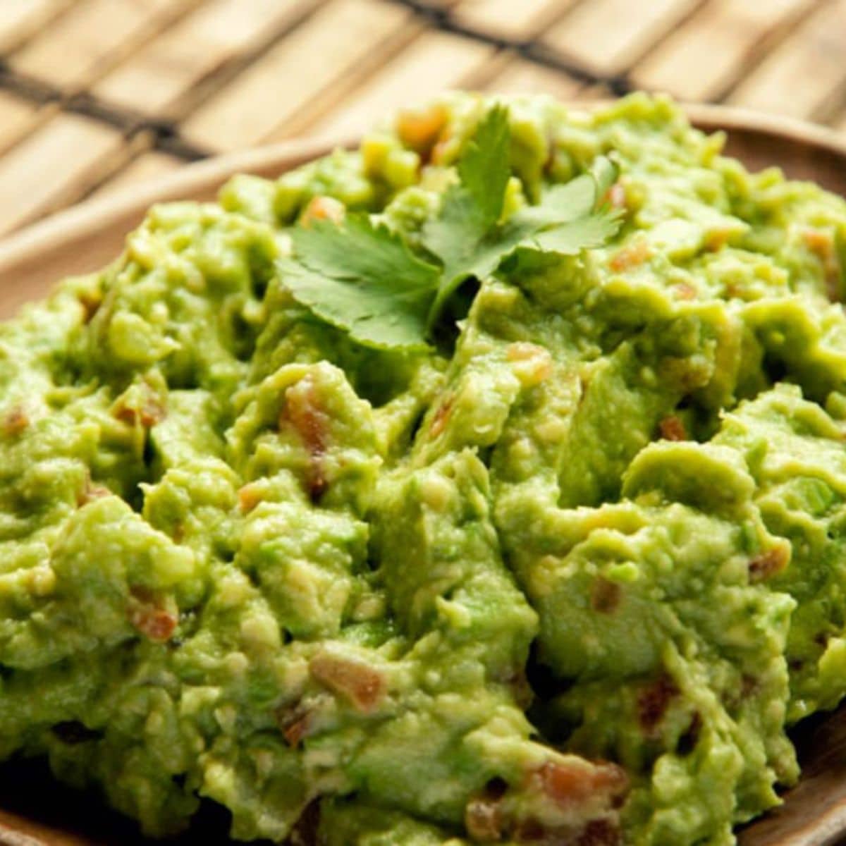 Guacamole Recipe featured