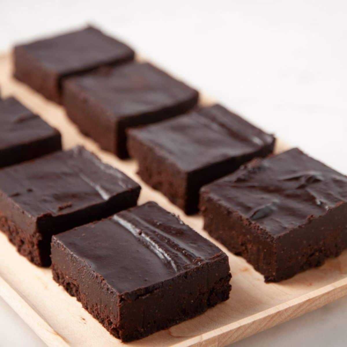 paleo chocolate fudge featured