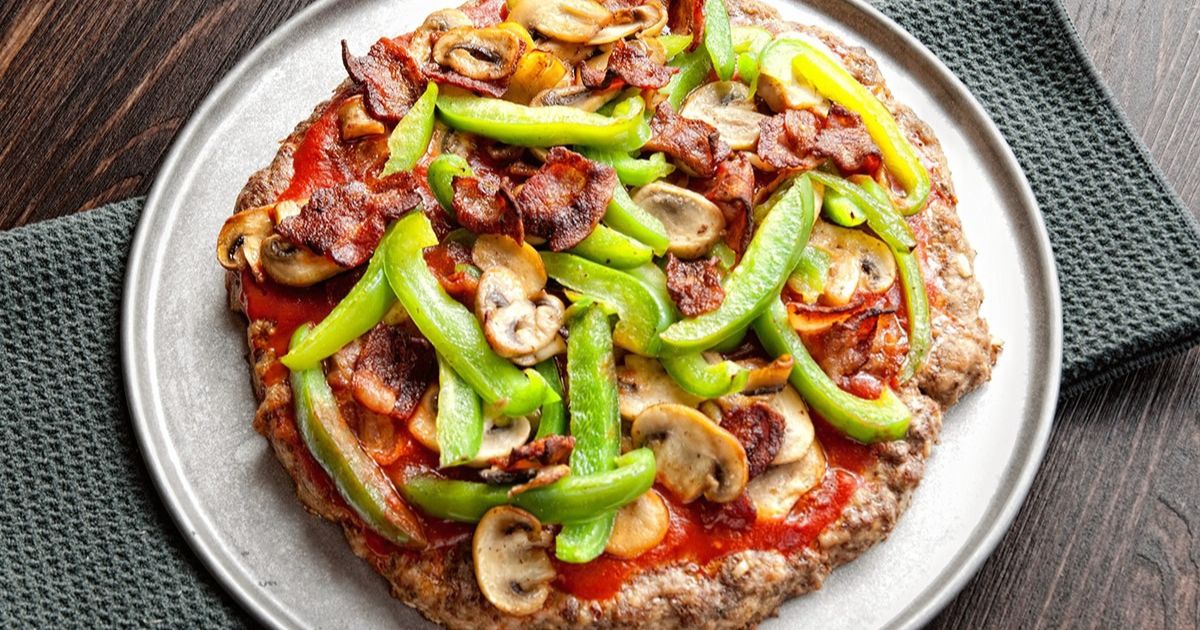 Paleo Pizza: The Meatza